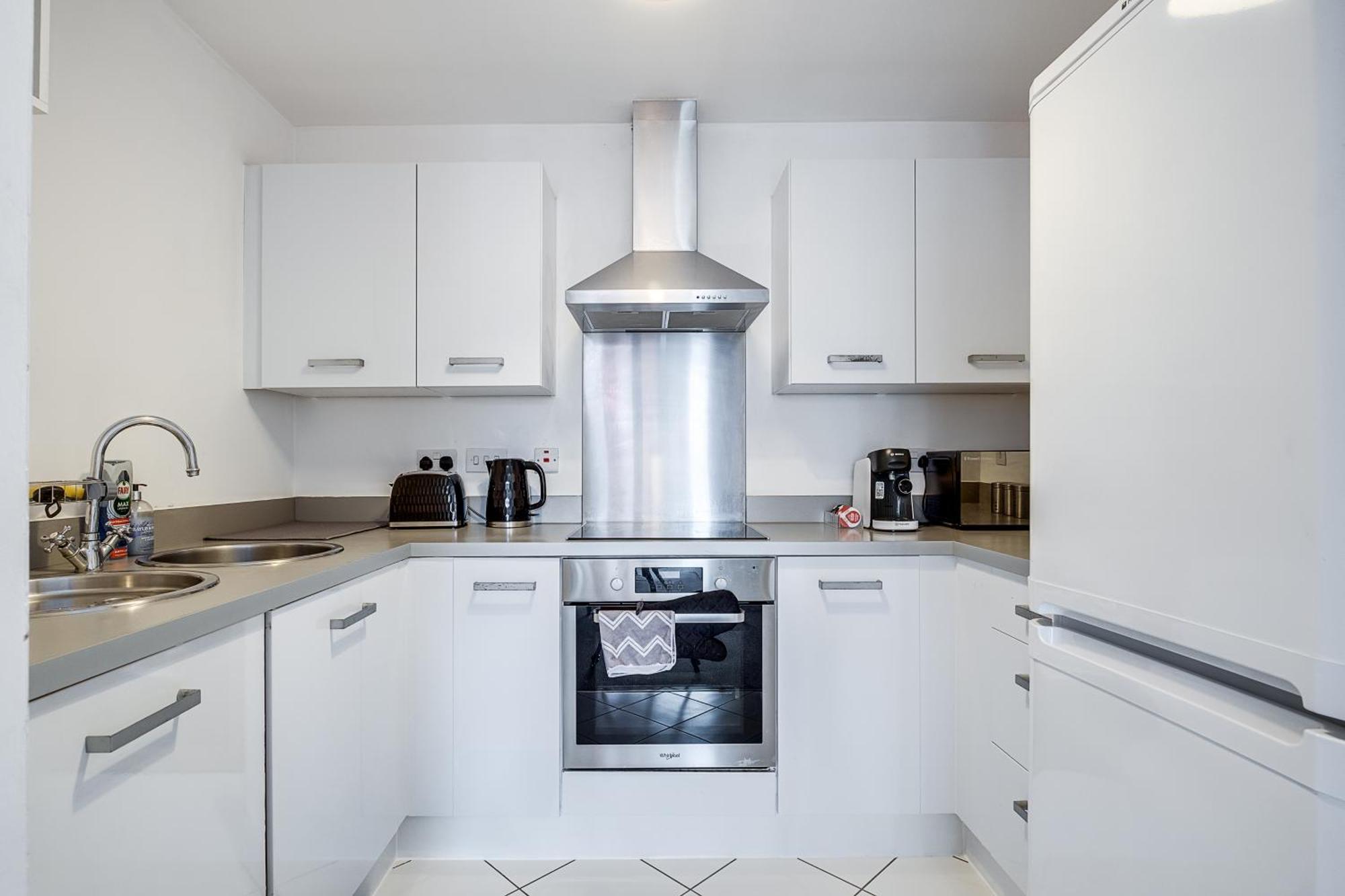 Central Suite Near Mailbox, King Bed, Ping Pong, Netflix, Sleeps 4 Birmingham Exterior photo