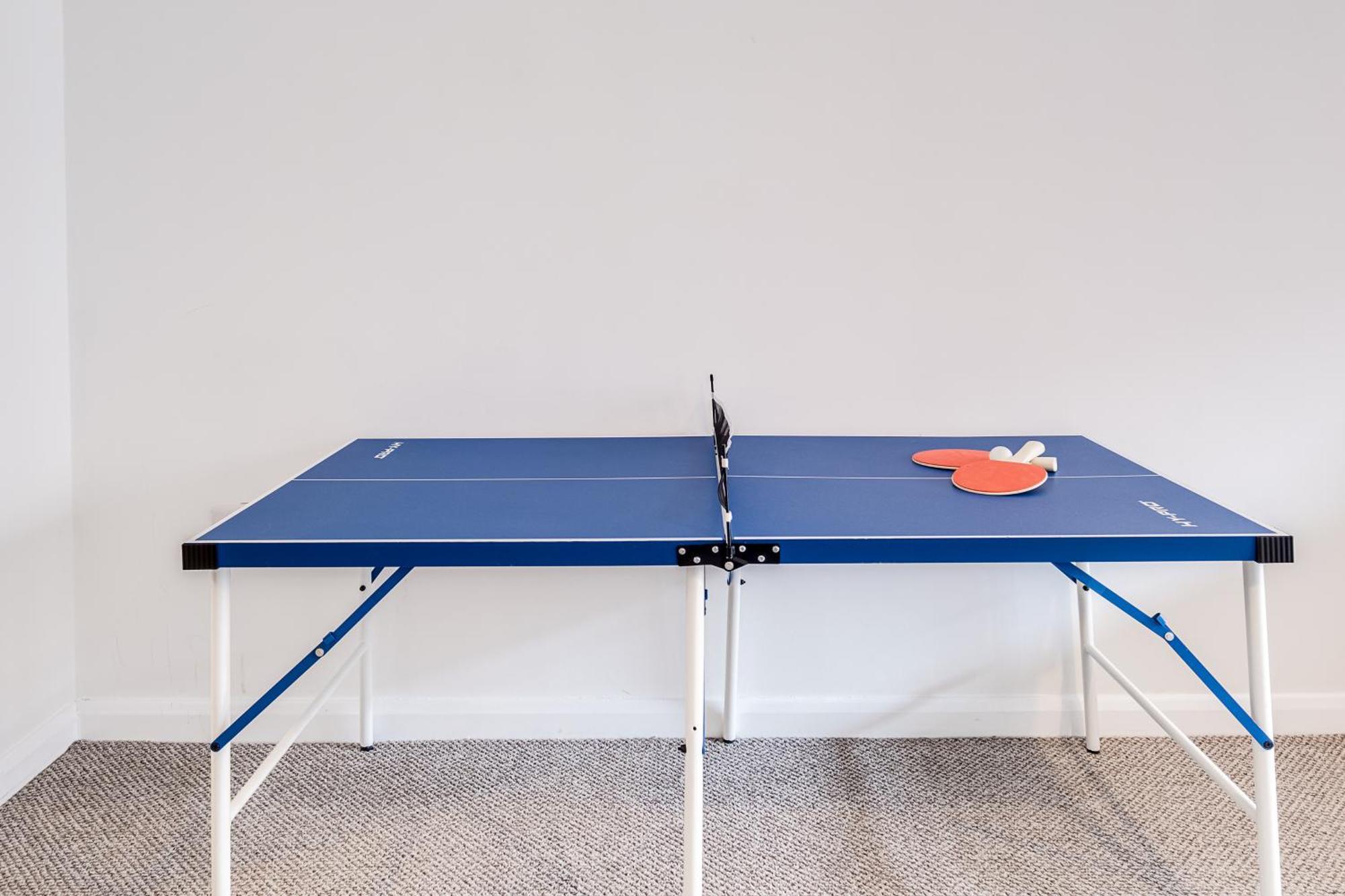 Central Suite Near Mailbox, King Bed, Ping Pong, Netflix, Sleeps 4 Birmingham Exterior photo